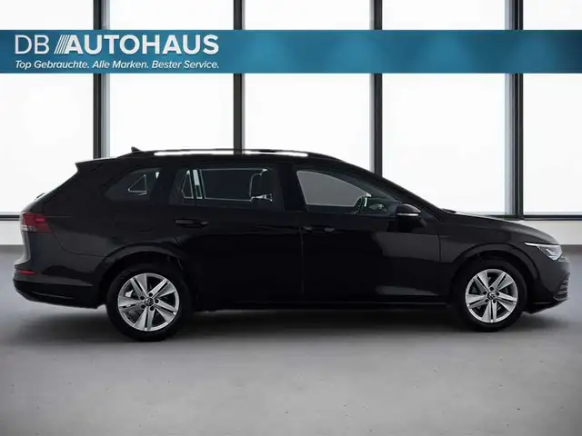 Volkswagen Golf view 3