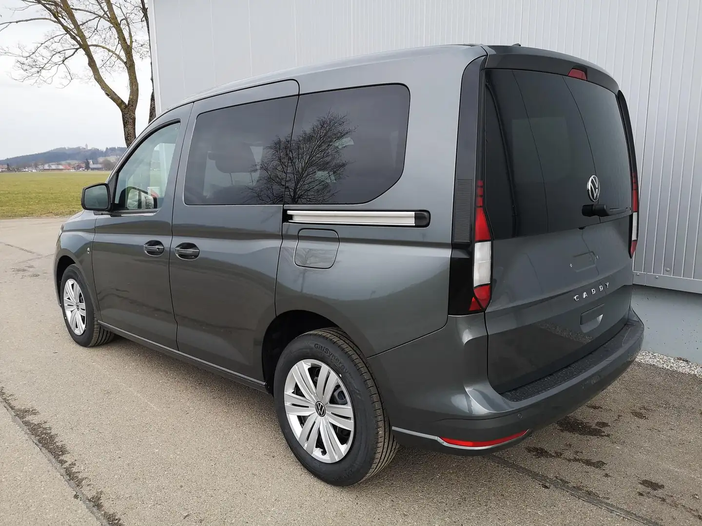 Volkswagen Caddy Family 2.0 TDI DSG APP PDC Kamera Grau - 2