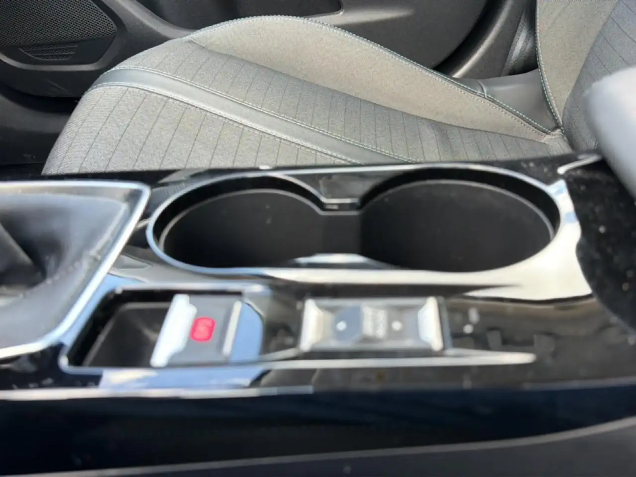 Peugeot 2008 2008 — photo 26