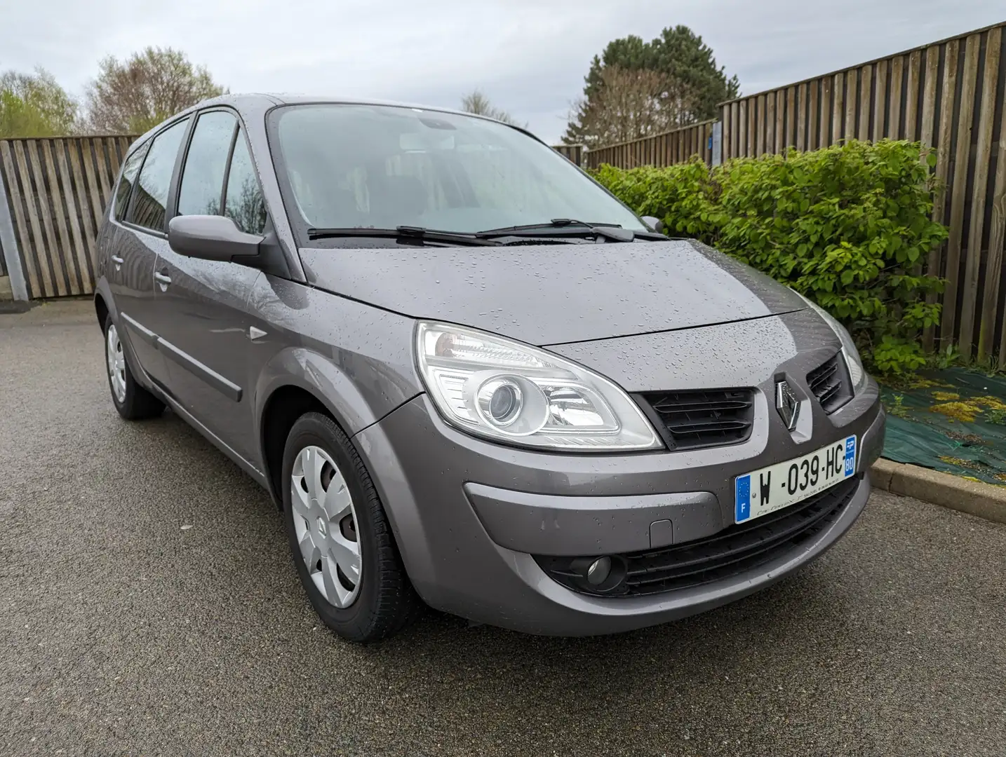 Renault Grand Scenic 1.9 dCi  Expression  A 5 pl VO:310 Grijs - 1