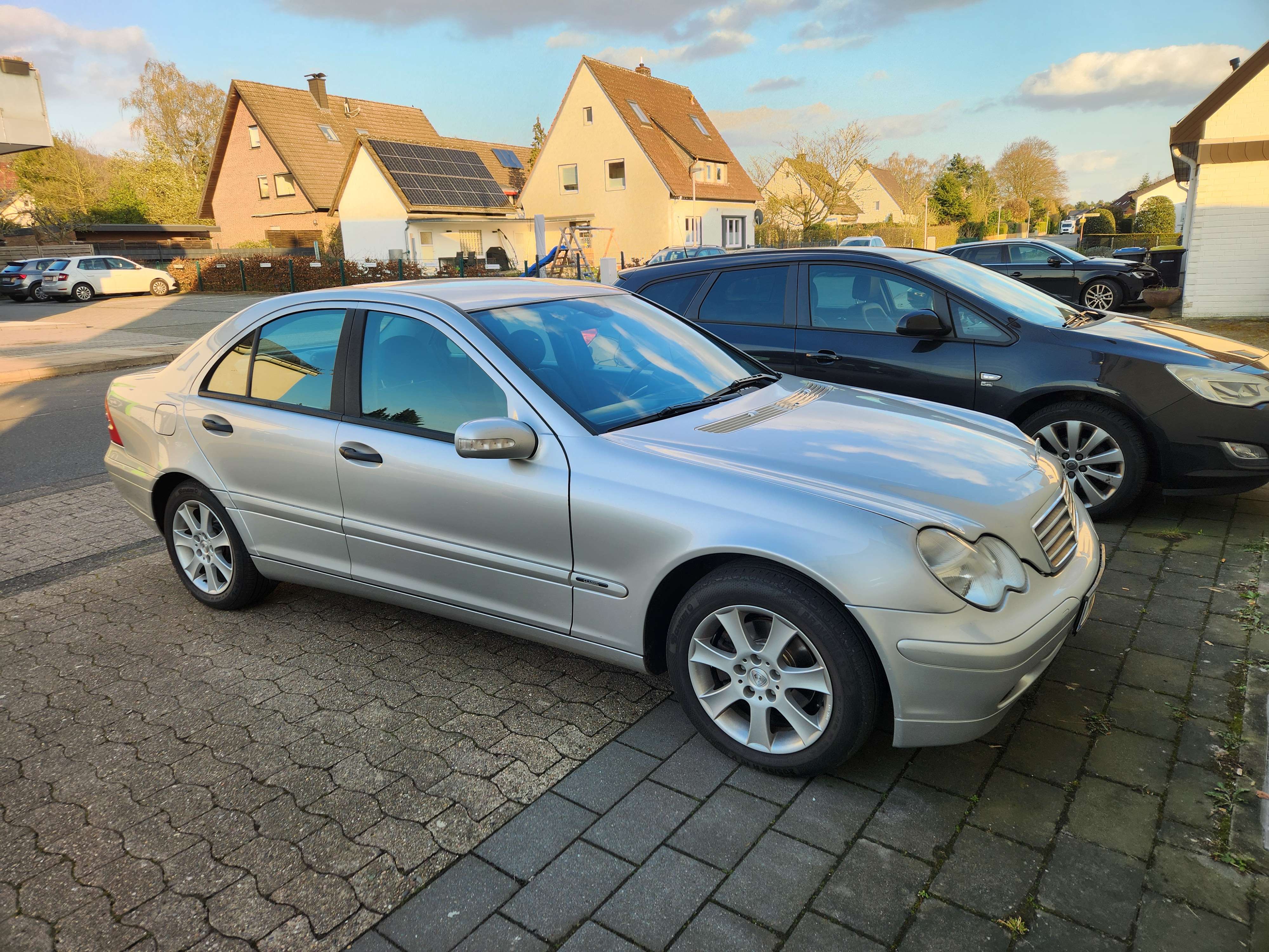 Second hand Mercedes Benz C-Class 180