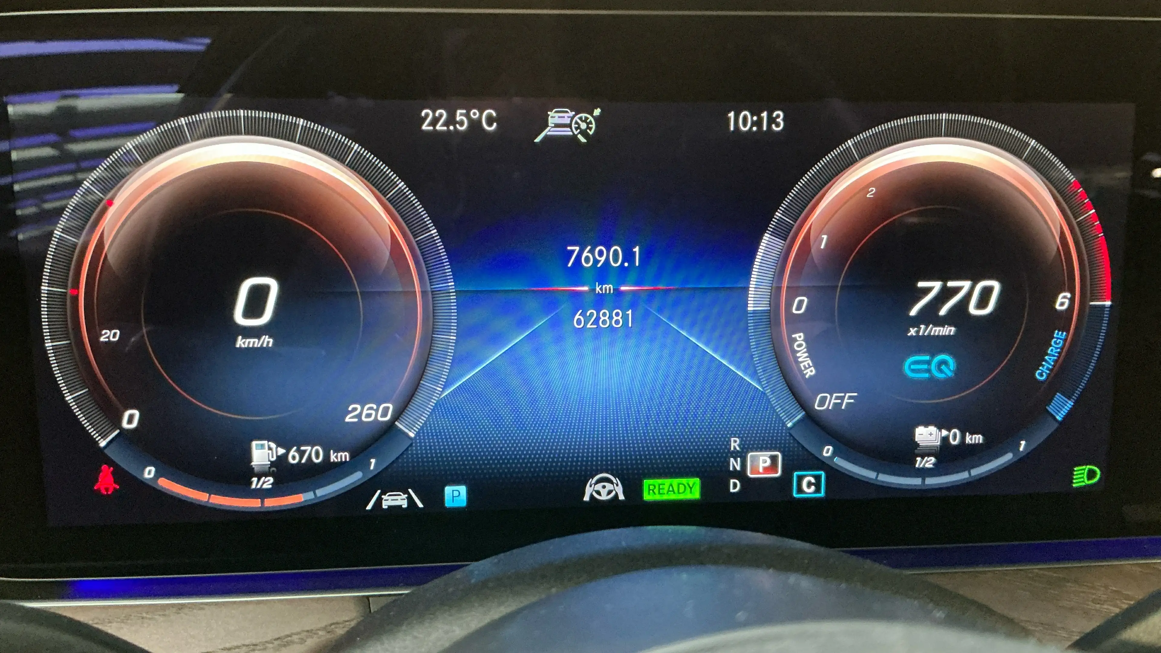 Mercedes-Benz E 300 E 300 NAVI KLIMAAUT LED RADIO TEMPO MFL SHZ VC PDC KAMERA ACC — photo 12