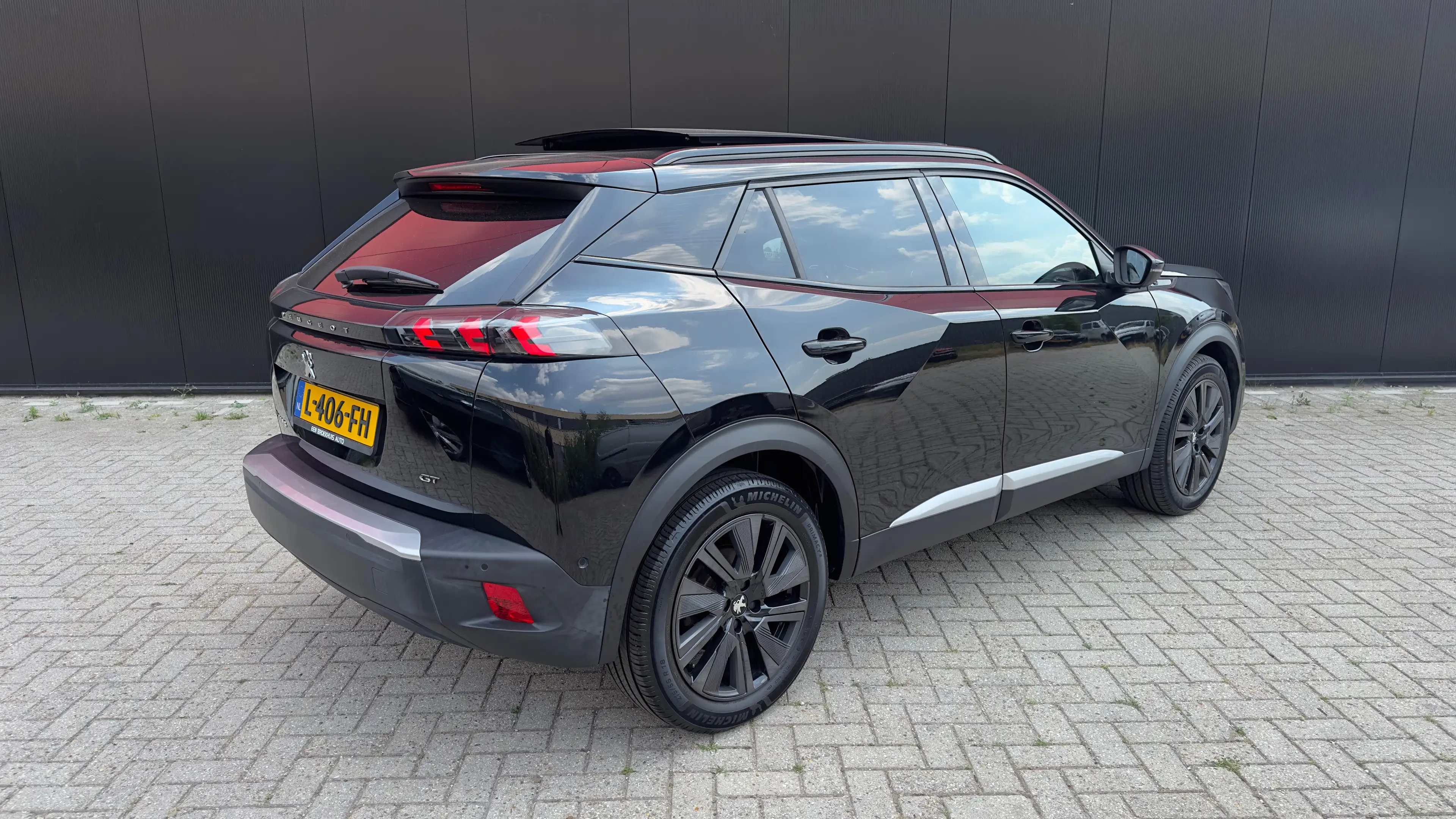 Peugeot e-2008 EV GT Pack 50 kWh | Panorama Dak | Stoelverwarming — photo 6