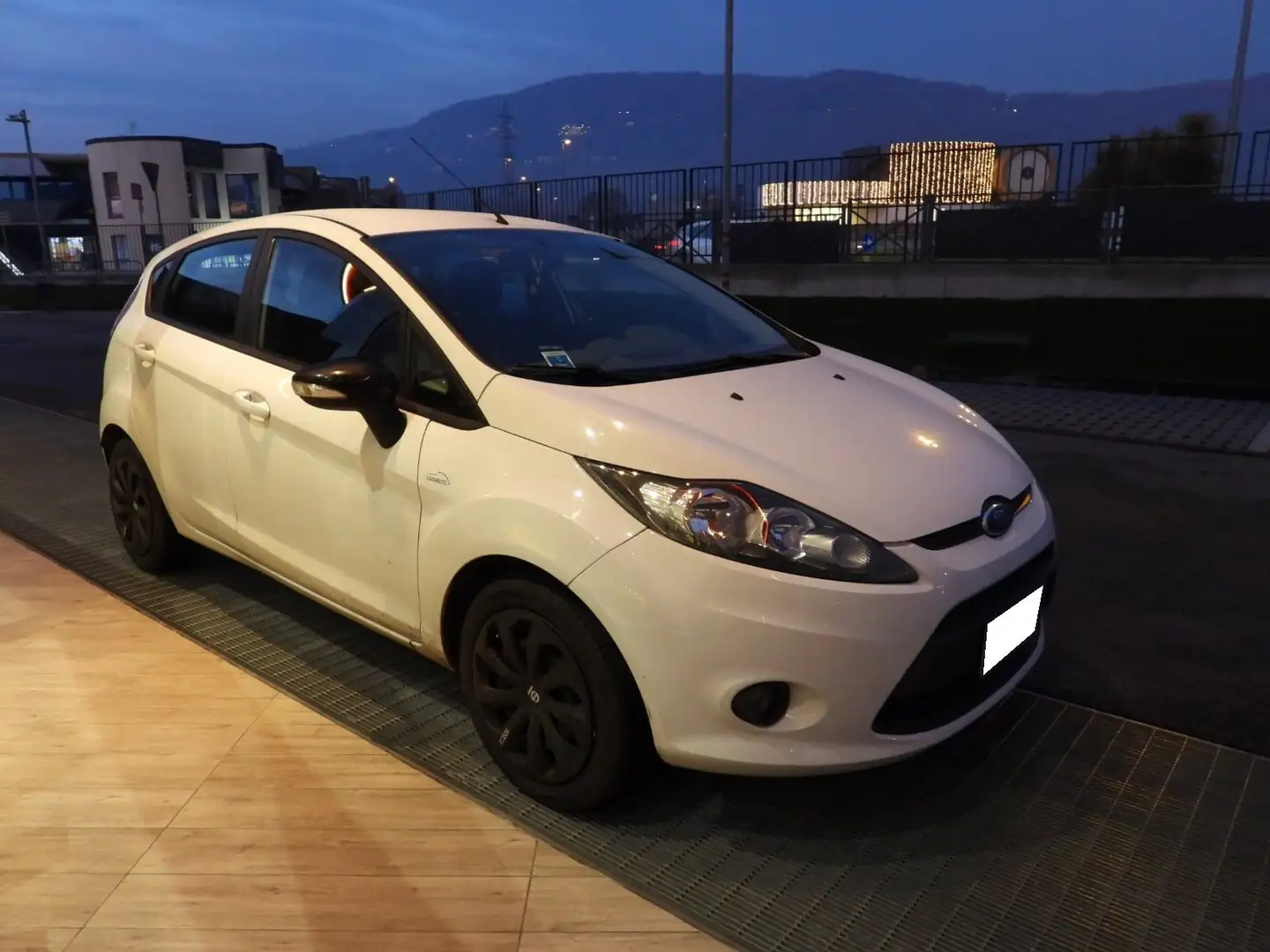 Ford Fiesta FORD FIESTA 1.4 TDCI 70CV PLUS (2010) - 2