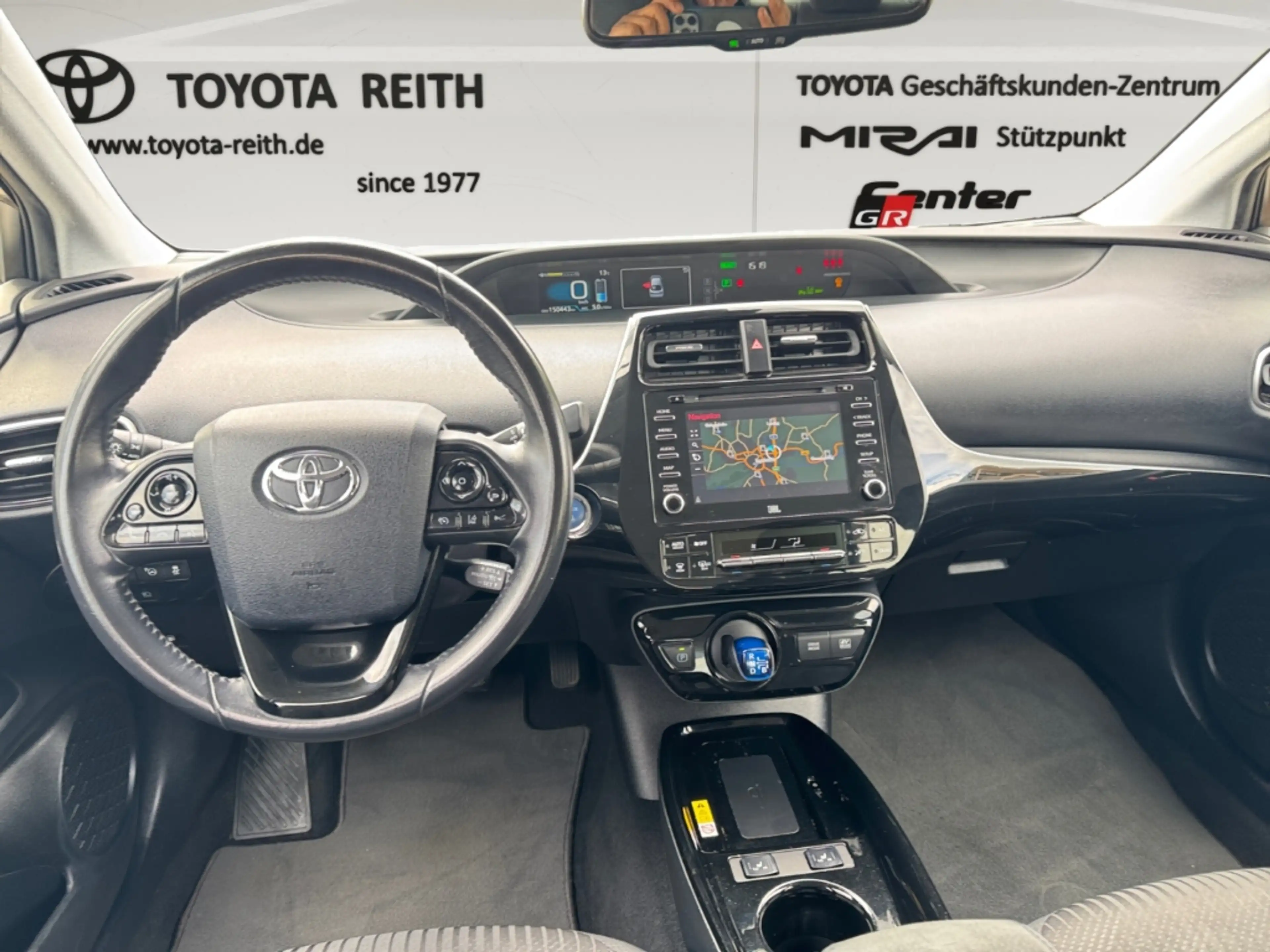 Toyota Prius Comfort HUD LED Mehrzonenklima DAB SHZ Keyless Ent — photo 11