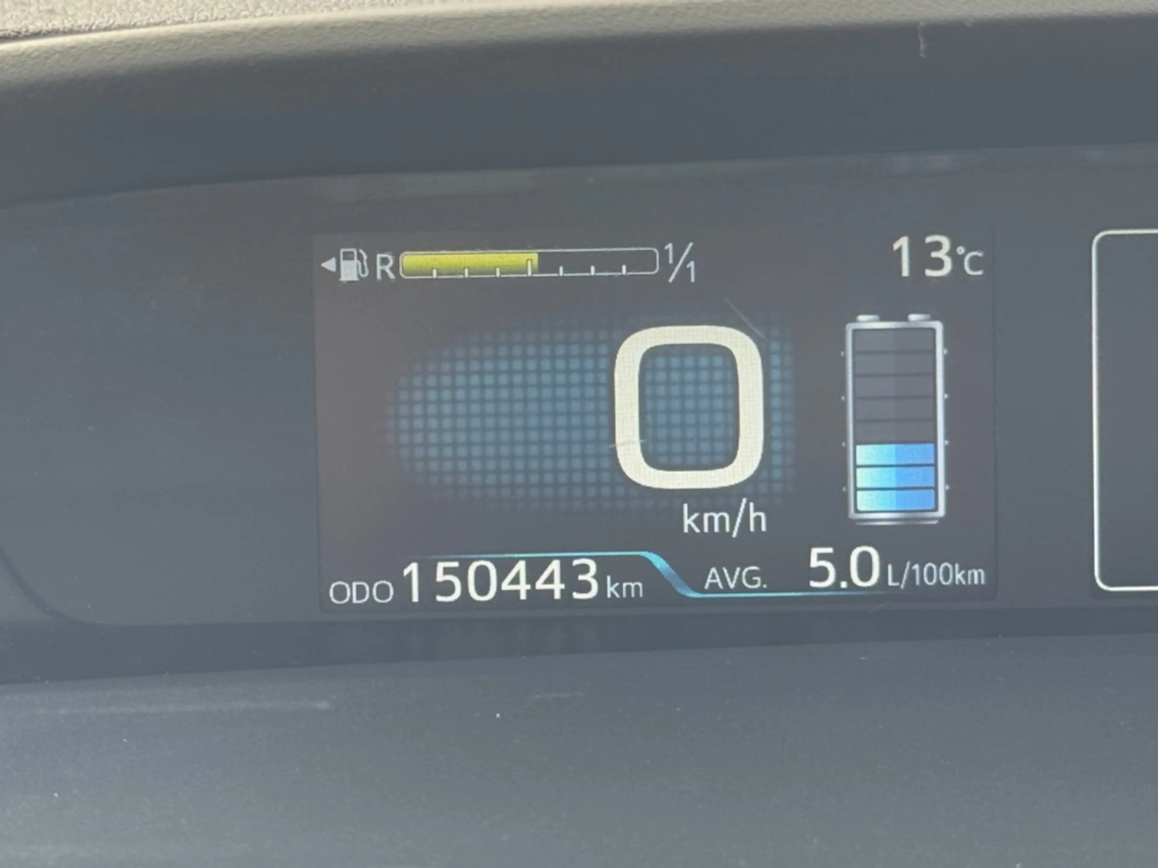 Toyota Prius Comfort HUD LED Mehrzonenklima DAB SHZ Keyless Ent — photo 12