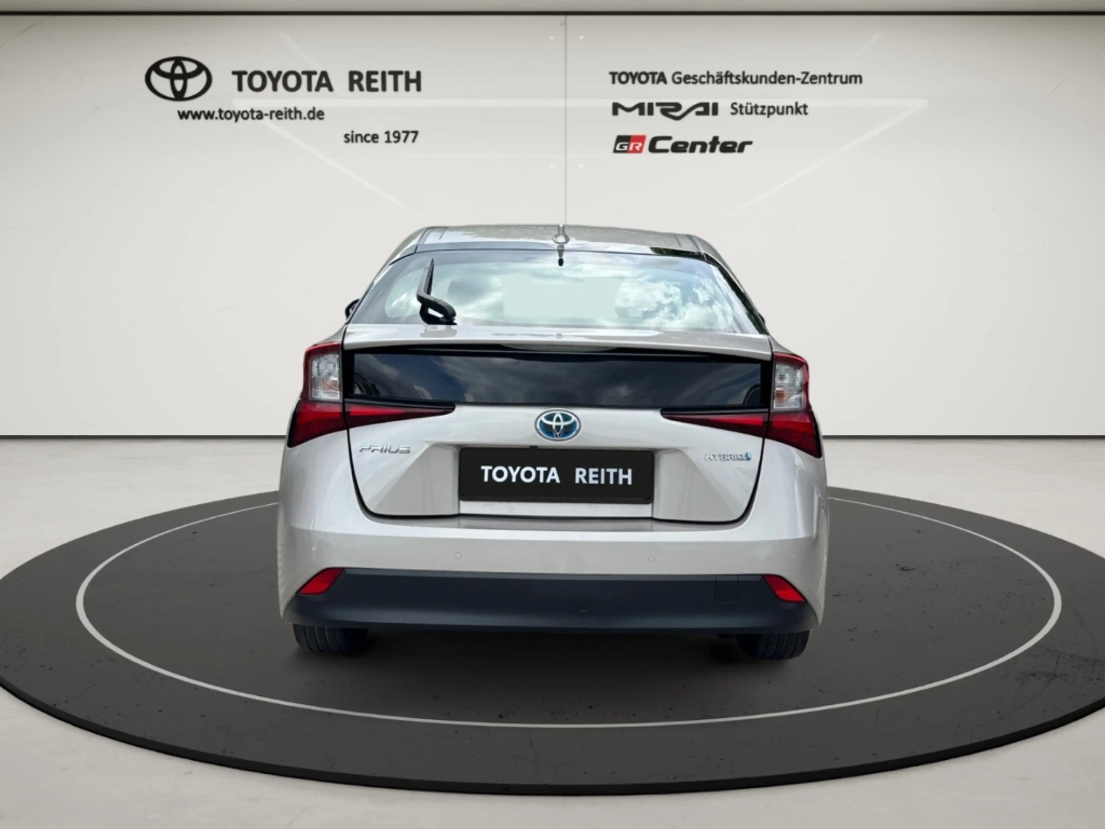 Toyota Prius Comfort HUD LED Mehrzonenklima DAB SHZ Keyless Ent — photo 4