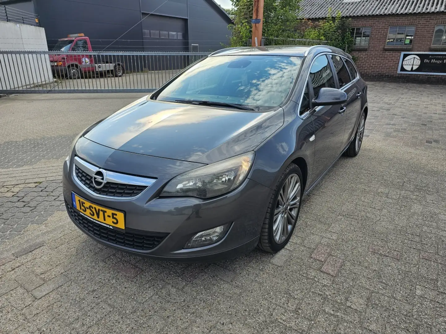 Opel Astra Sports Tourer 1.4 Turbo Sport,Nap,Airco.Apk Grijs - 1