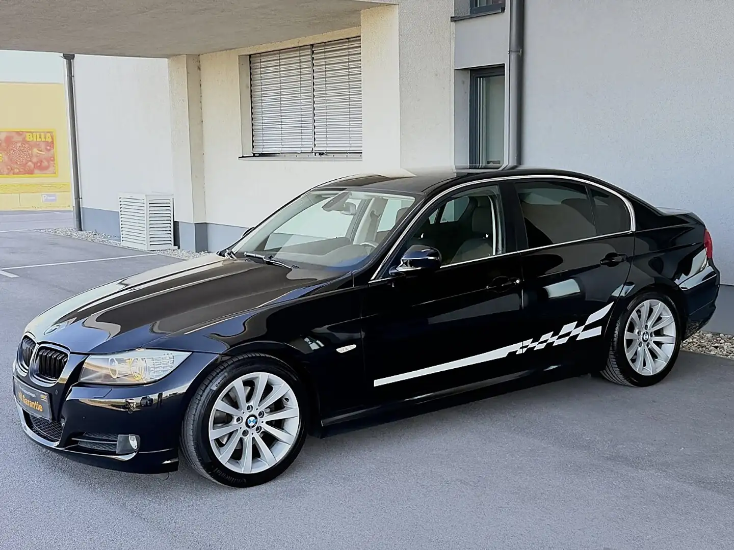 BMW 318 i Österreich-Paket lückenloses Serviceheft|Serv... Schwarz - 2
