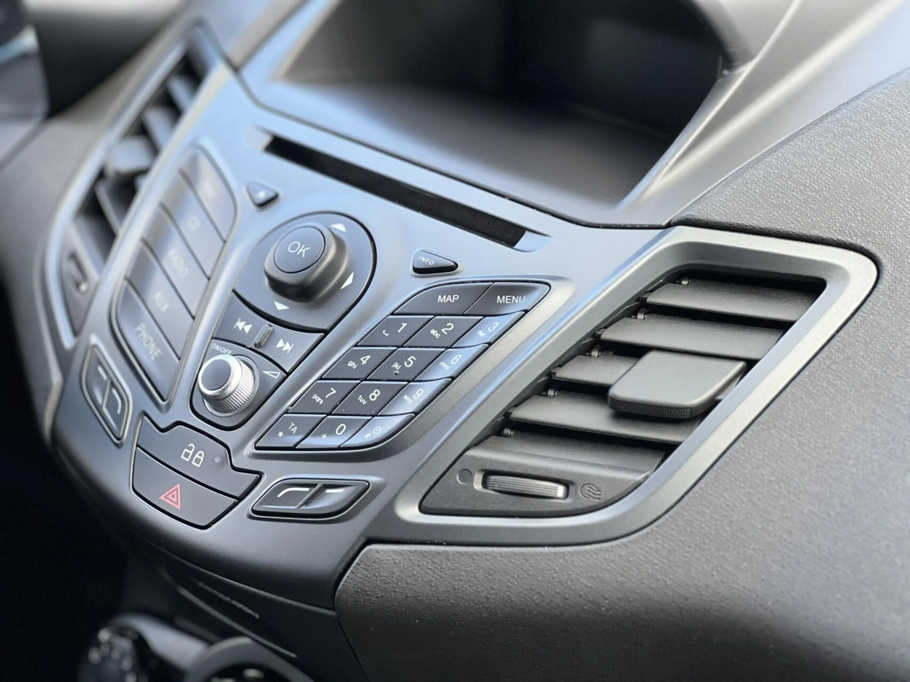 Ford Fiesta 1.0 Style 5 Deurs Airco Navi Bluetooth Topstaat! — photo 38