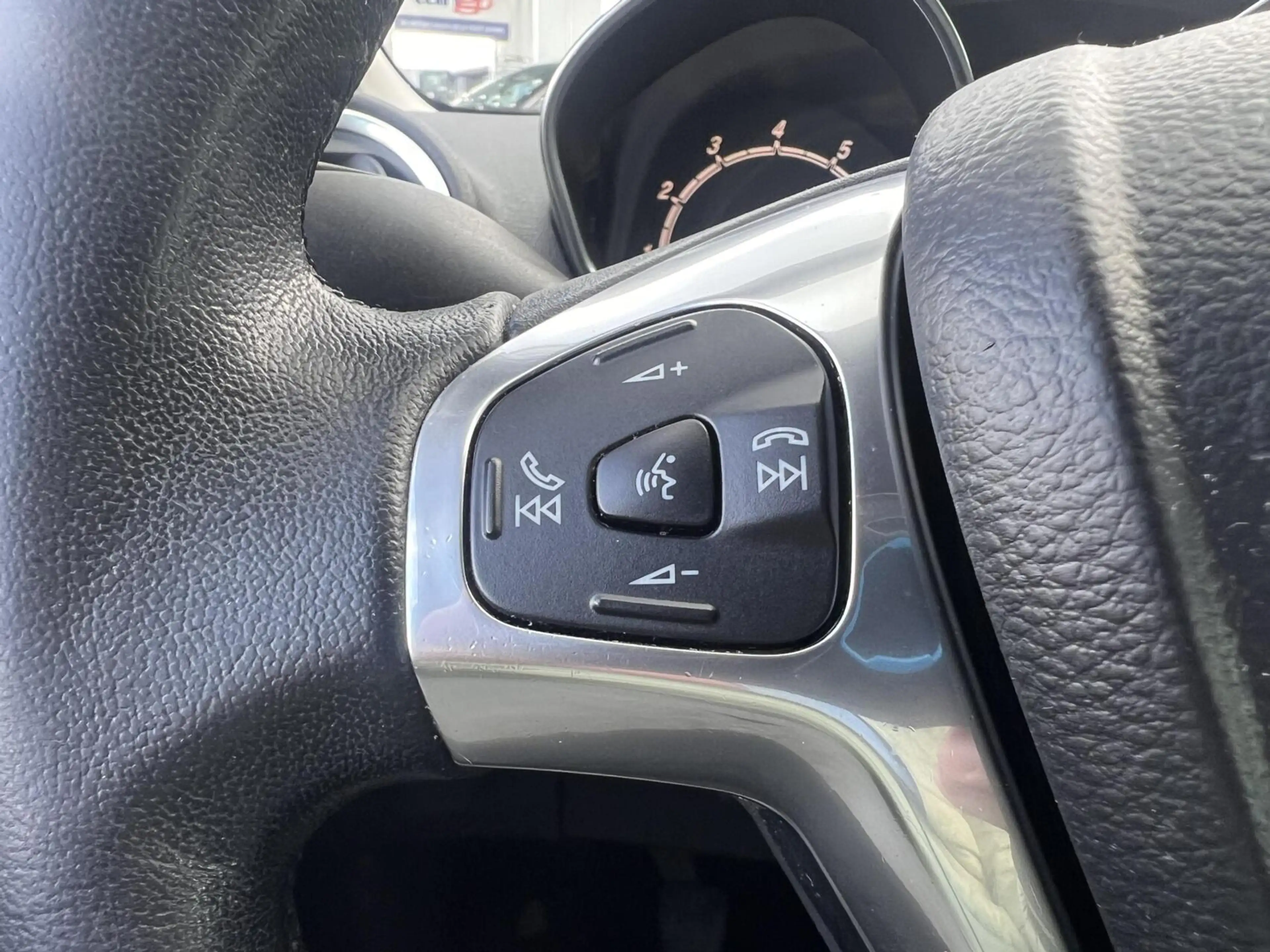 Ford Fiesta 1.0 Style 5 Deurs Airco Navi Bluetooth Topstaat! — photo 34