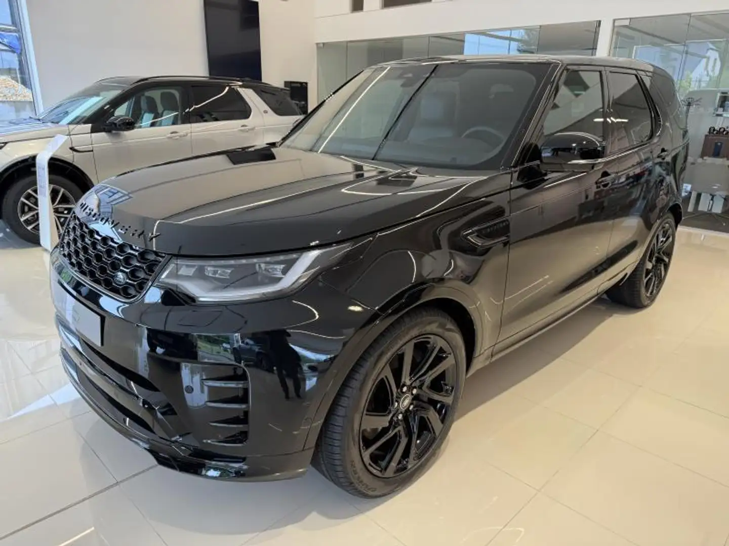 Land Rover Discovery D350 Dynamic SE Nero - 1