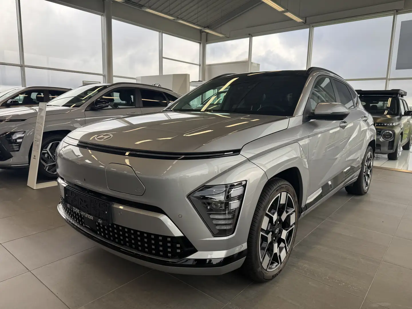 Hyundai KONA Kona 65 kWh Shine Sensation Plus /SITE ARLON Gris - 1