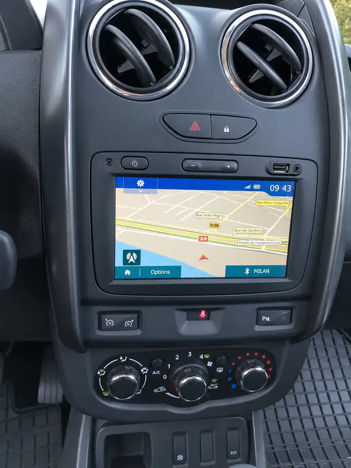 Dacia Duster — photo 13