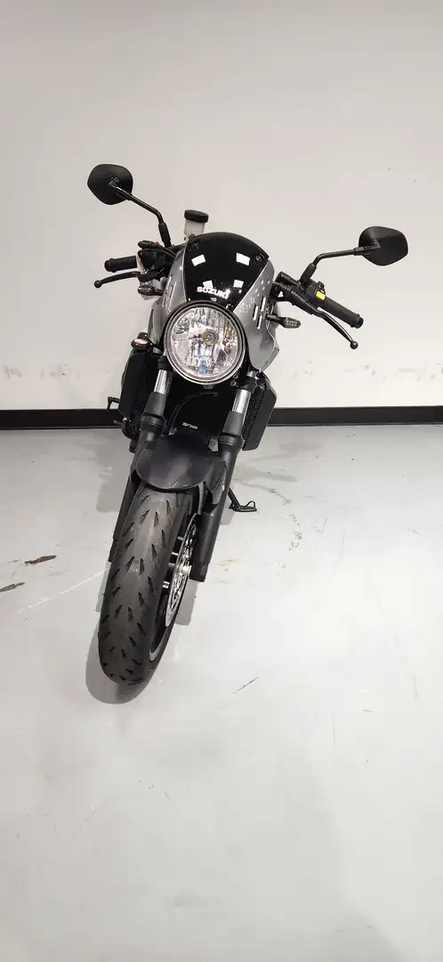 Suzuki SV 650 Gris - 1
