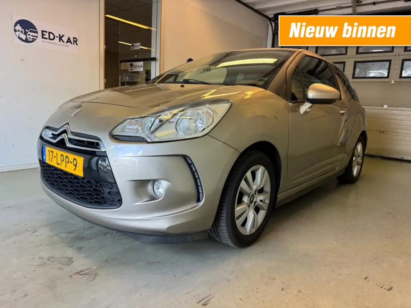 Citroen DS3 1.4 Chic AIRCO NETTE AUTO RIJDT GOED NAP APK Бежевий - 1