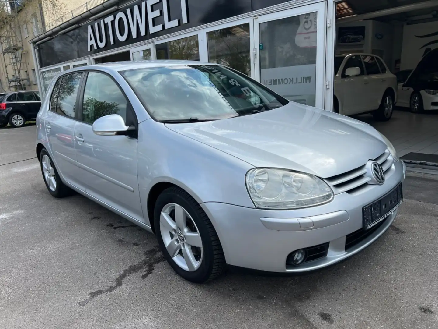 Volkswagen Golf V Lim. United*TÜVneu*Service* Plateado - 1