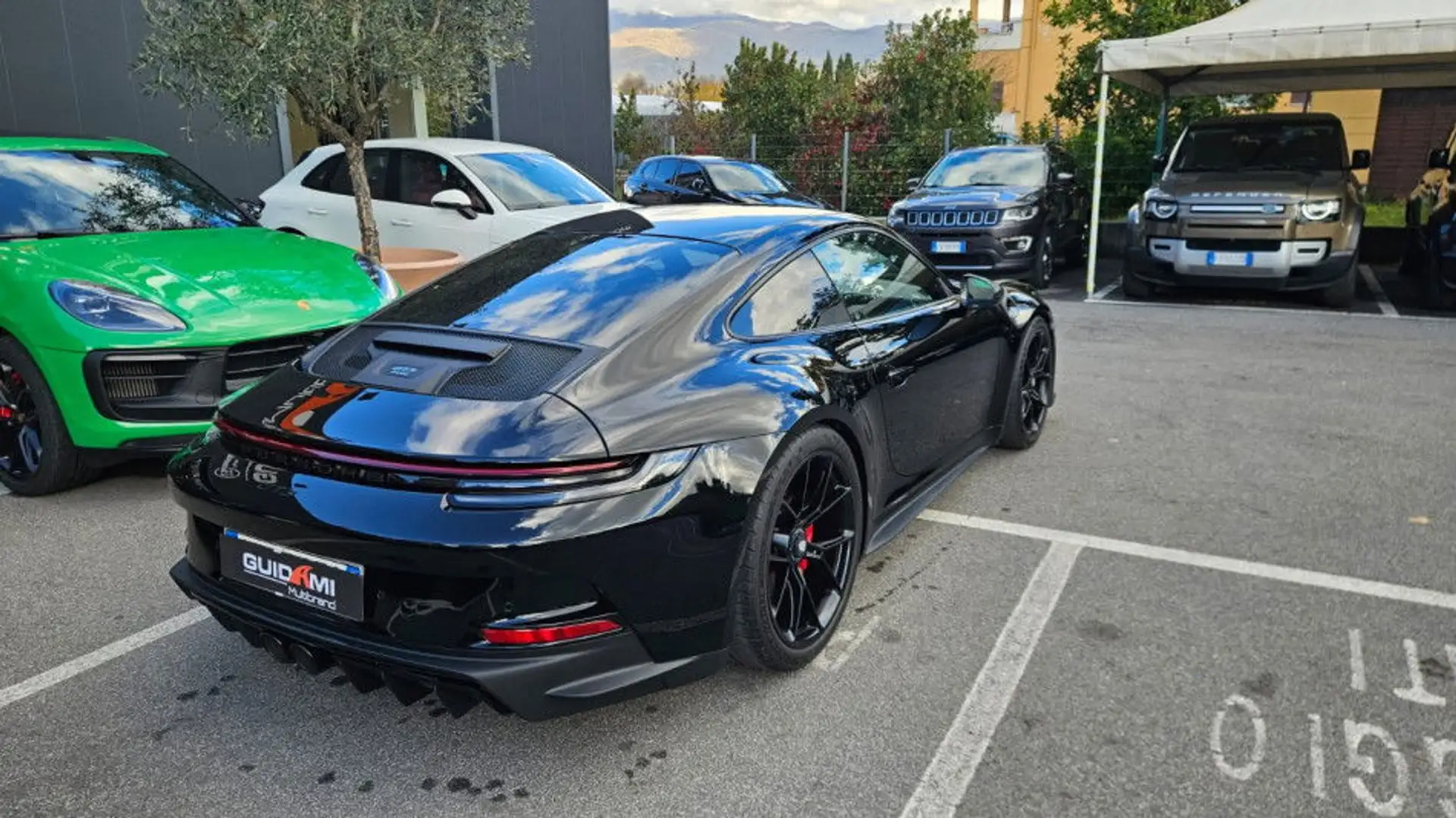 Porsche 992 911 Coupe 4.0 GT3 c/pack Touring auto Schwarz - 2