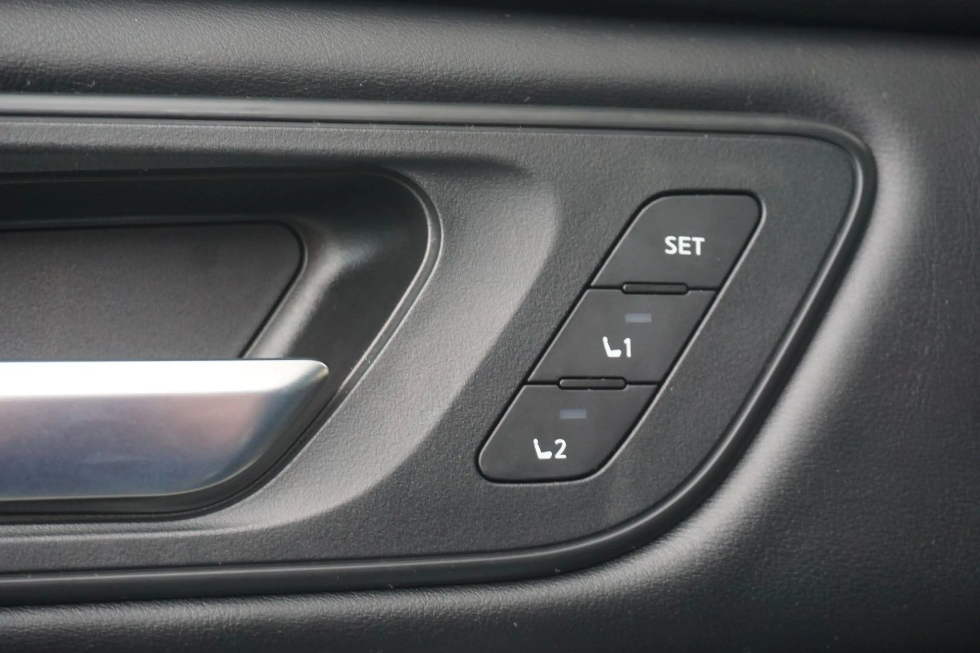 Nissan X-Trail N-Connecta / 1. Hand / Leder / 360° / — photo 9