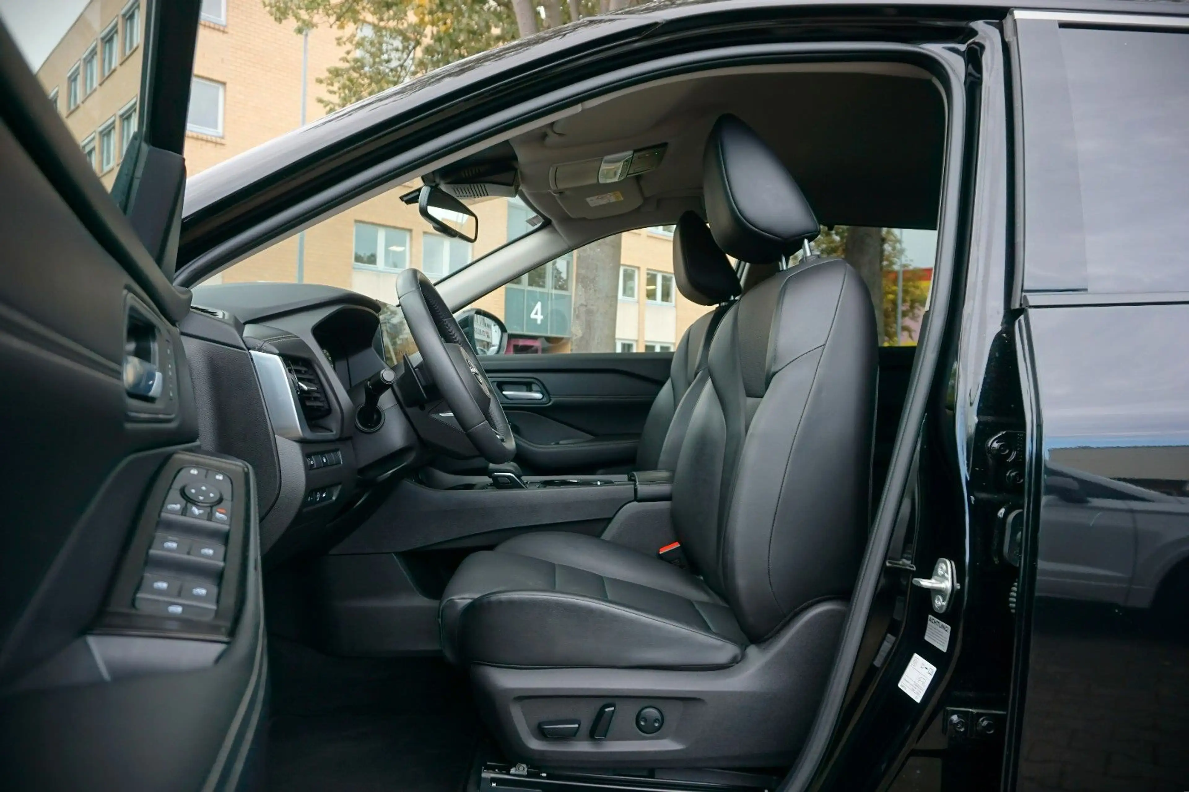 Nissan X-Trail N-Connecta / 1. Hand / Leder / 360° / — photo 10