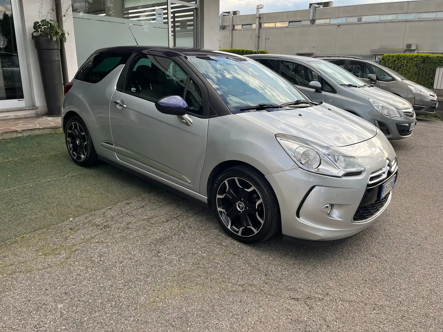 Citroen DS3 1.2benzina/82CV/neopatentato/Euro5B/unico prop. - 2