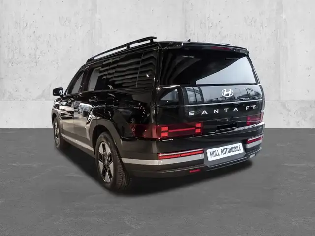 Hyundai Santa Fe view 2