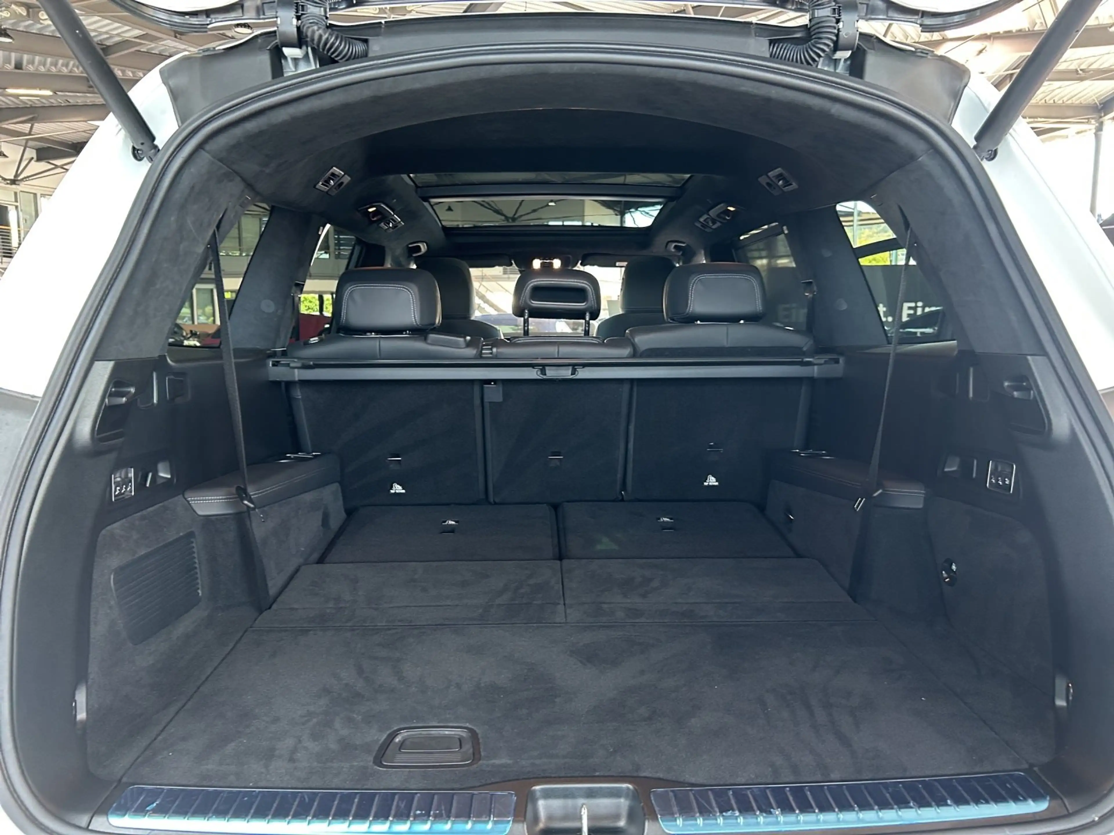 Mercedes-Benz GLS 450 GLS450d AMG Prem+ DISTR Standh AHK Massage 6xSHZ — photo 7