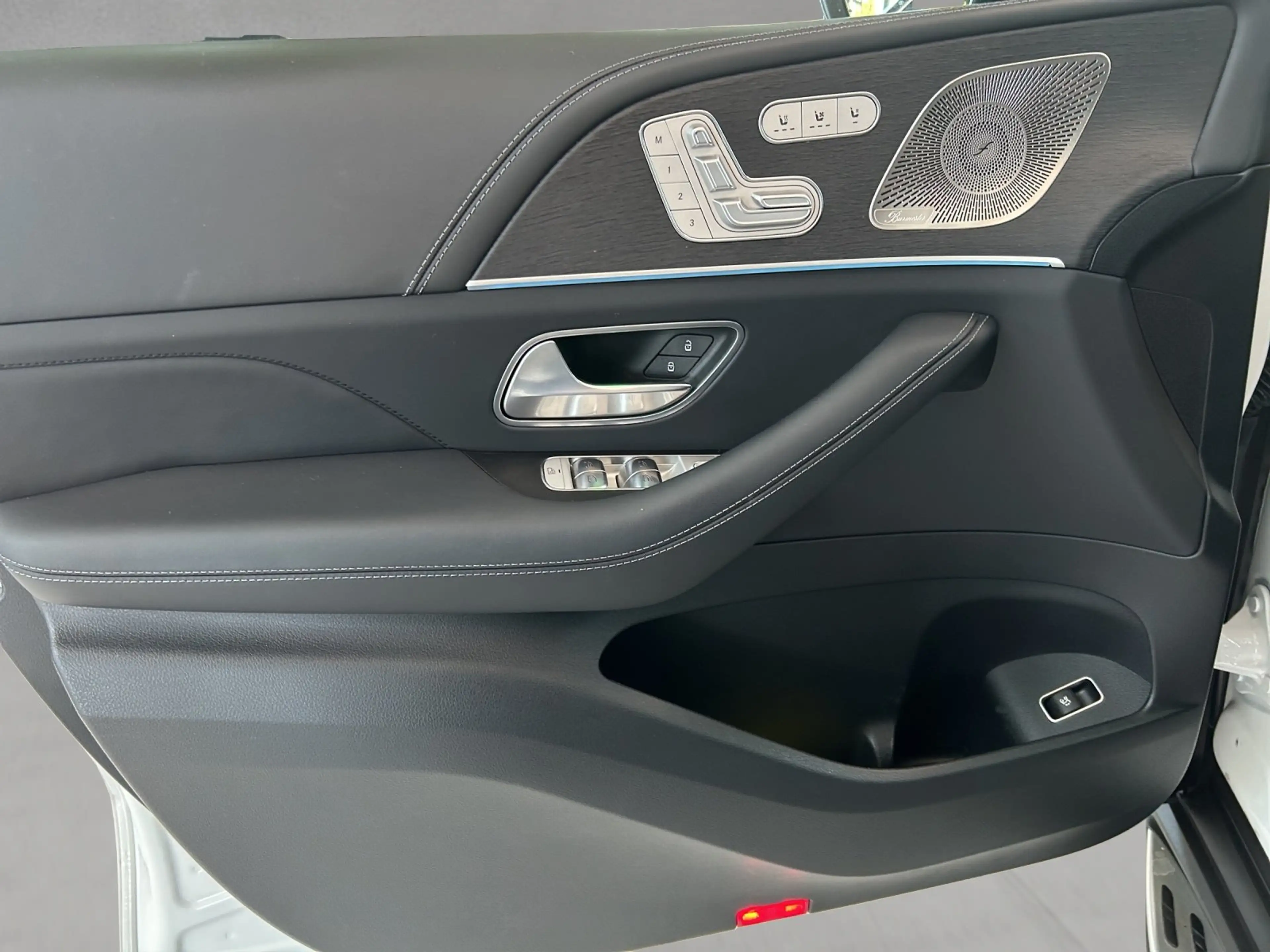 Mercedes-Benz GLS 450 GLS450d AMG Prem+ DISTR Standh AHK Massage 6xSHZ — photo 13