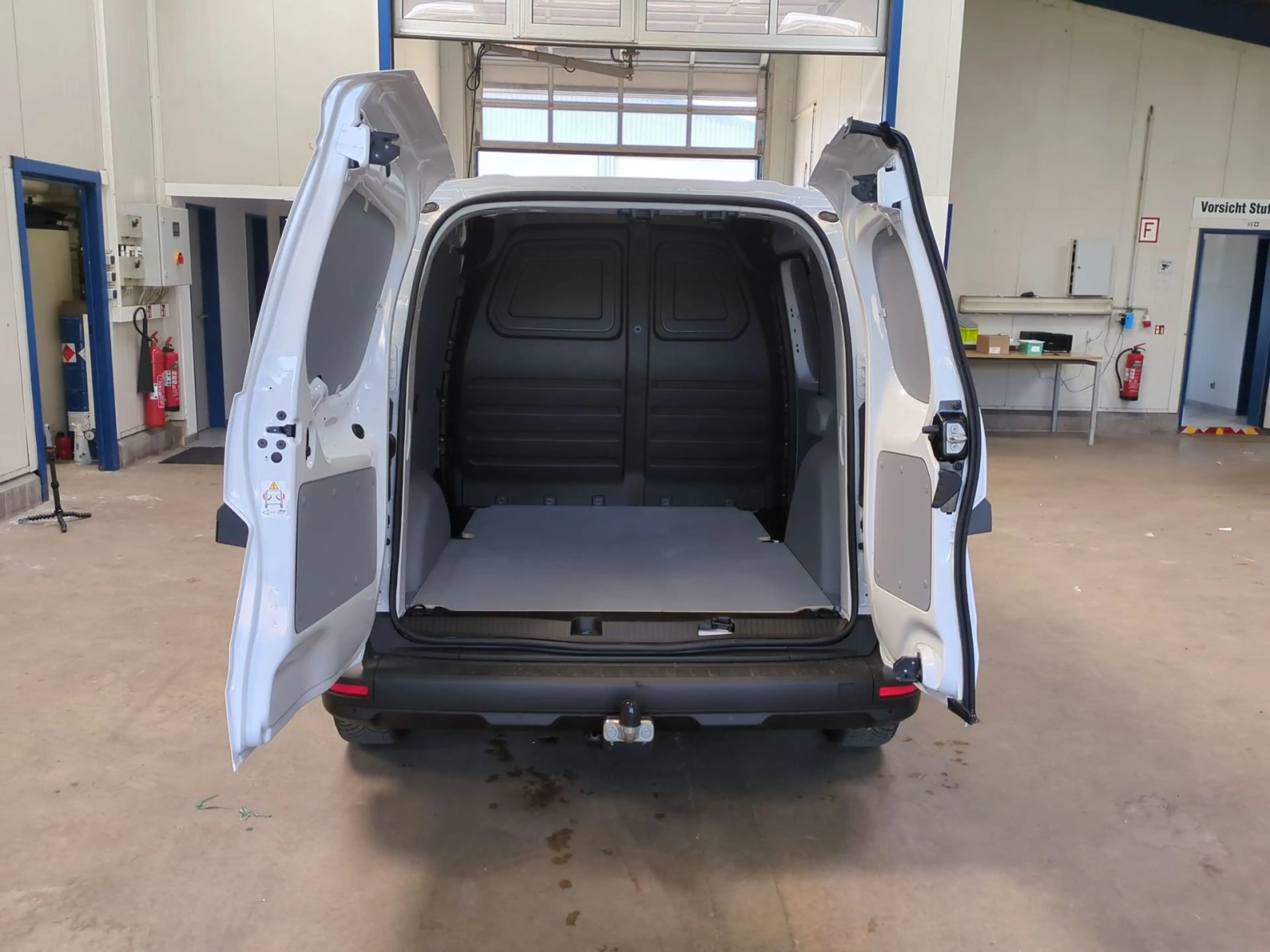 Renault Kangoo III 1.3 TCe100 Edition ONE — photo 10