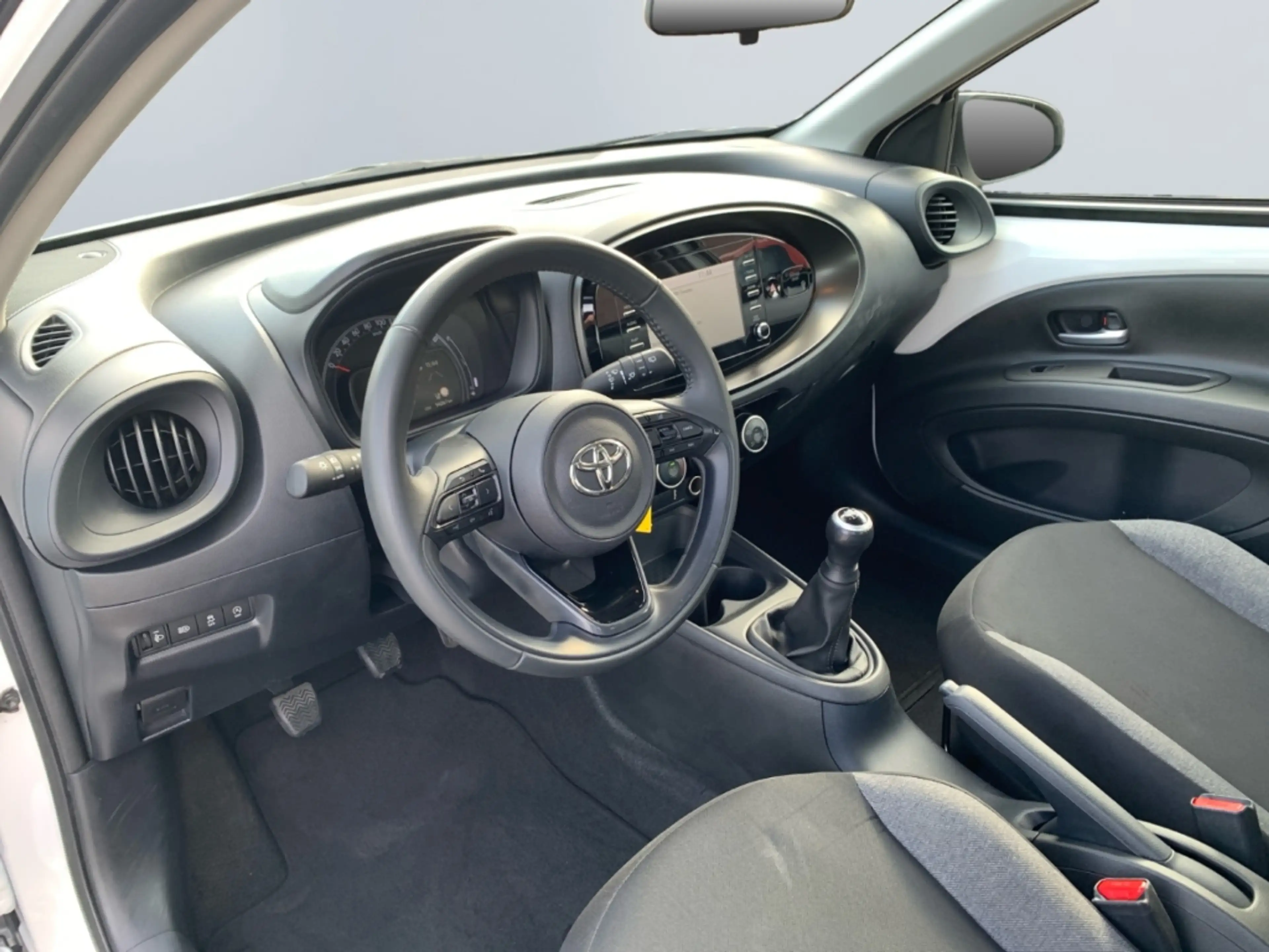 Toyota Aygo X Play *CarPlay*Kamera*ACC*Spurhalteass*DAB* — photo 9