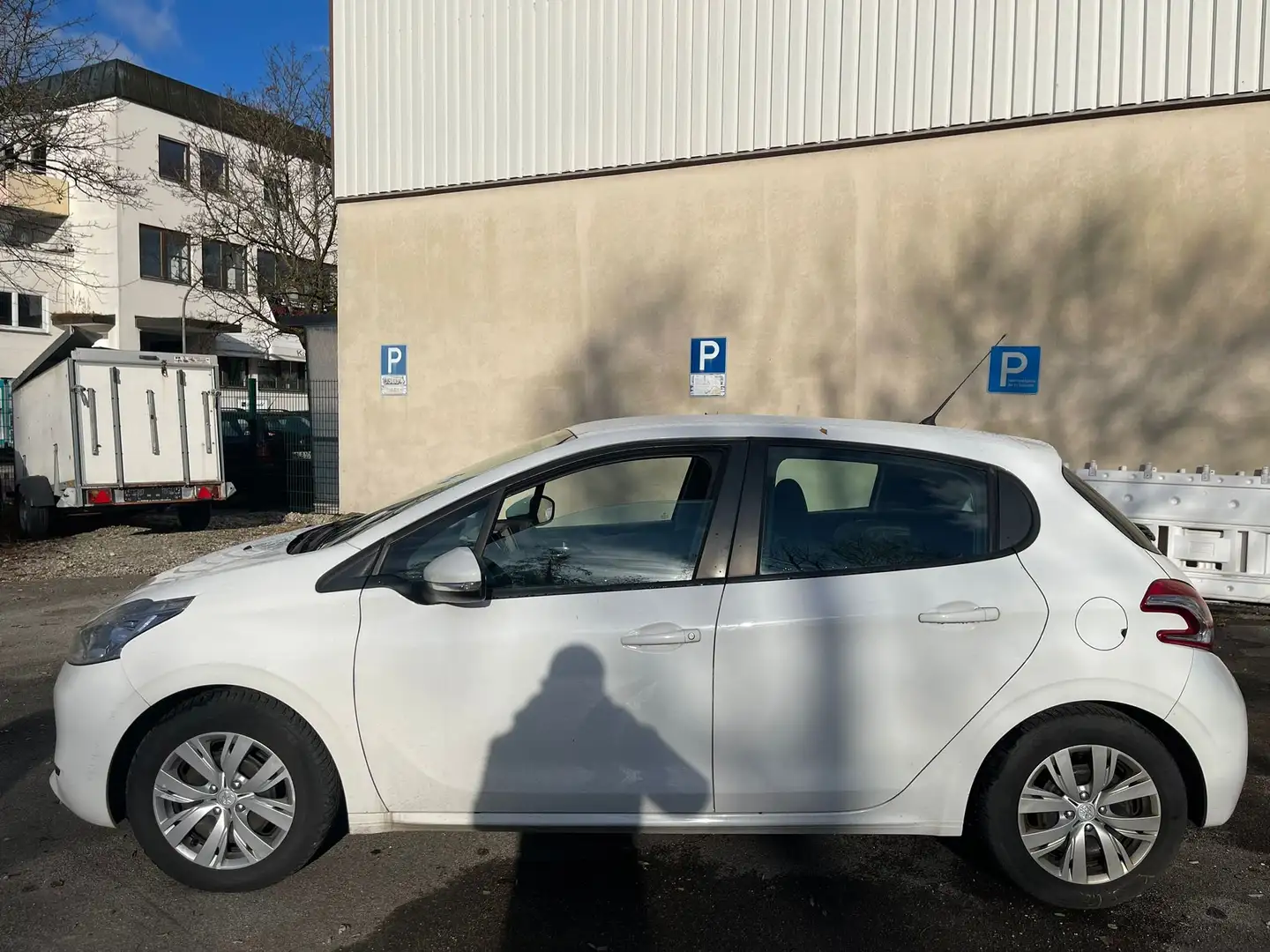 Peugeot 208 Active Weiß - 2