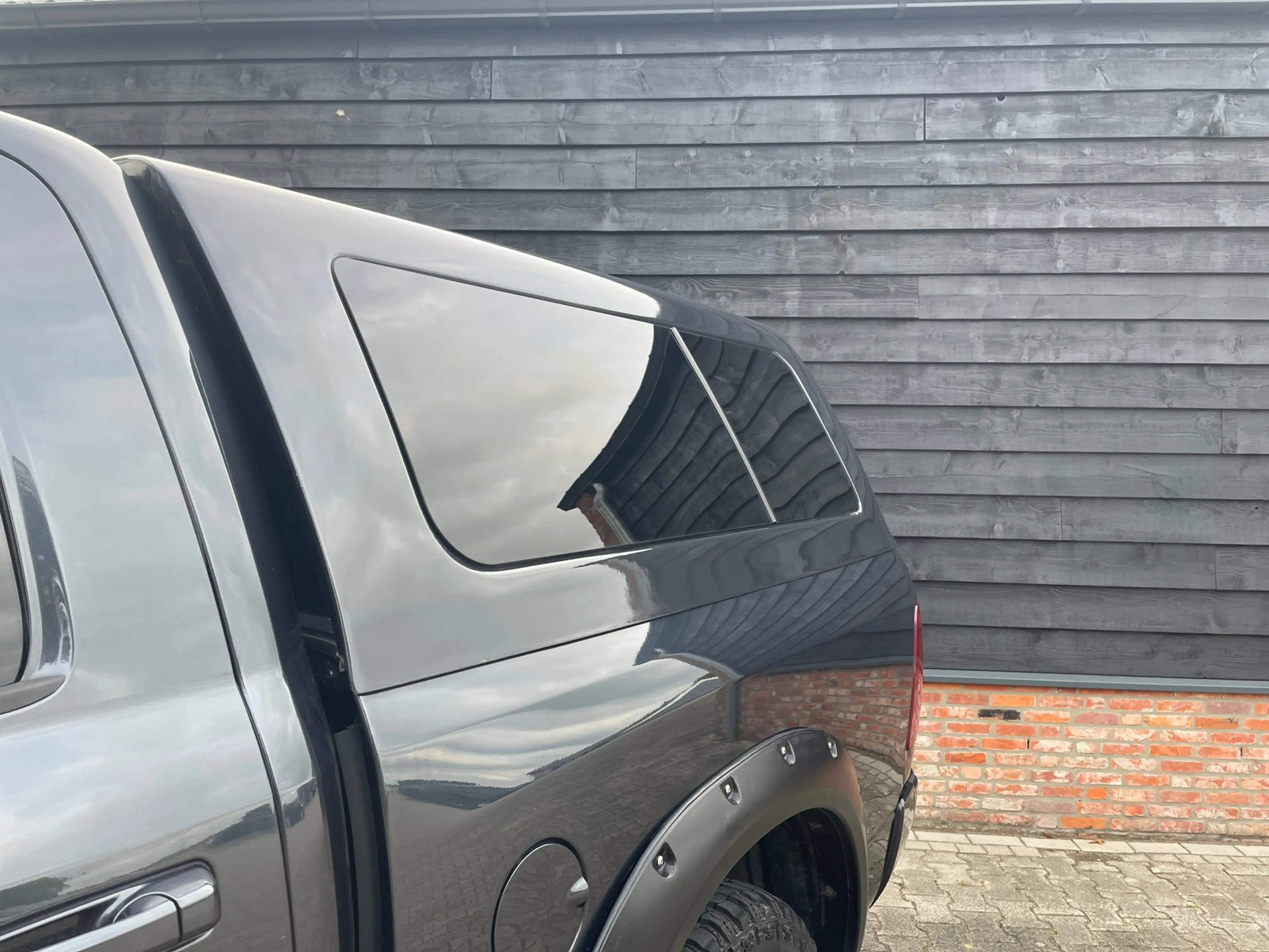 Dodge RAM 1500 5.7 V8 4x4 Crew Cab Sport - LPG - Pano - Hard — photo 11
