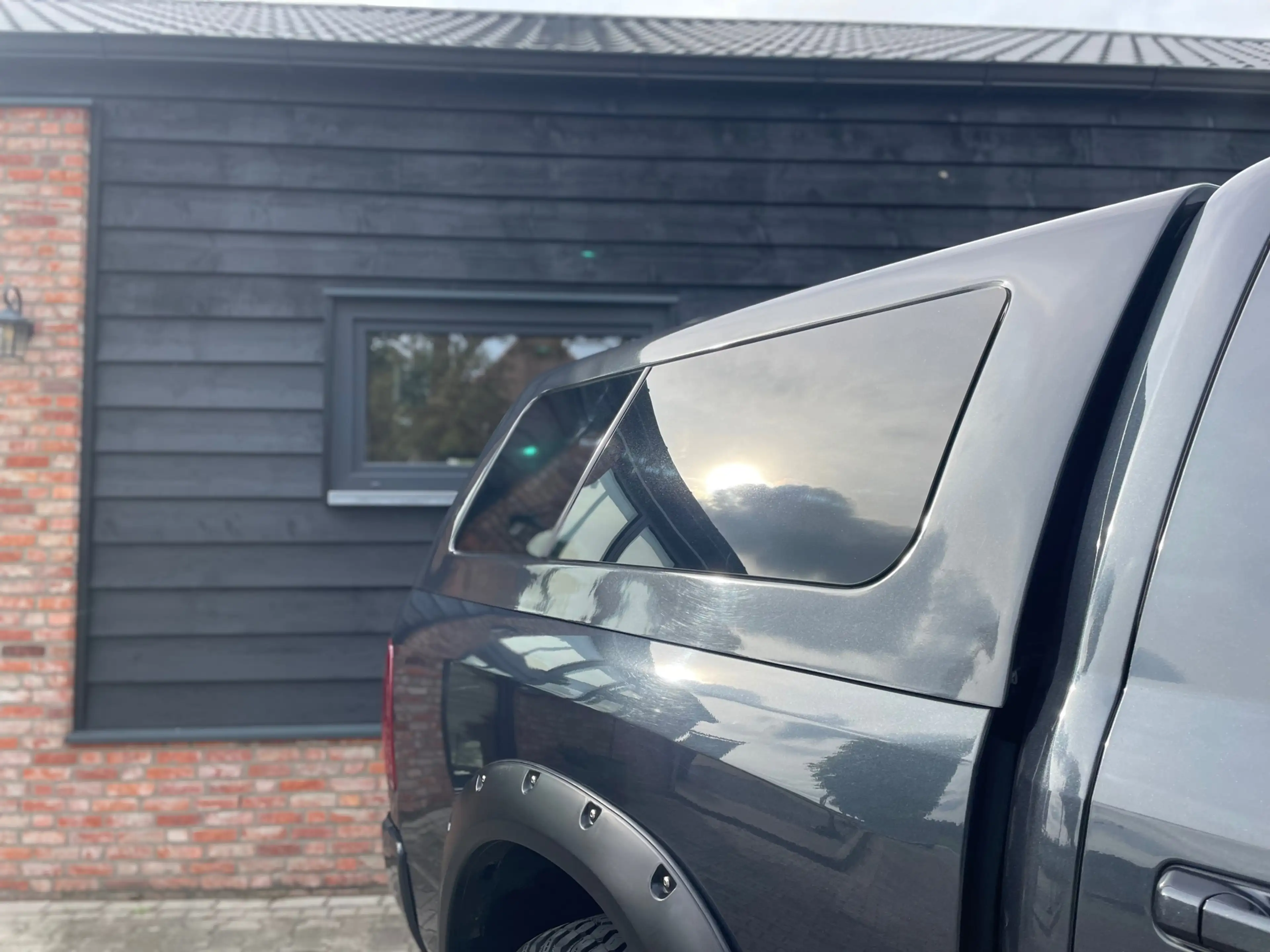 Dodge RAM 1500 5.7 V8 4x4 Crew Cab Sport - LPG - Pano - Hard — photo 9
