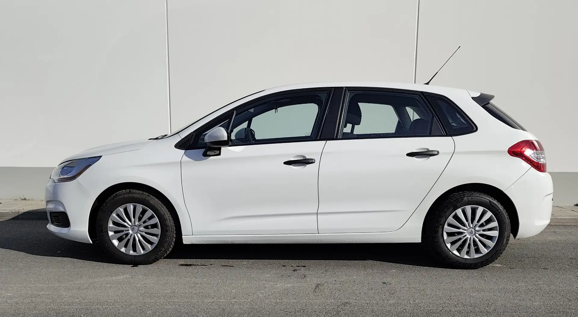 Citroen C4 Attraction - 1