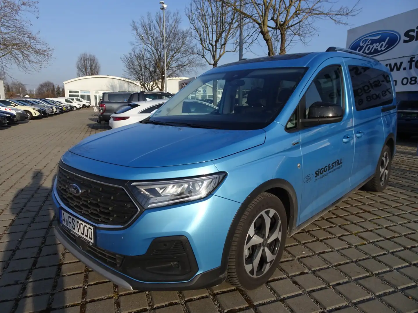 Ford Grand Tourneo Connect Active 2.0I L2 7-SITZER*PANO Синій - 2