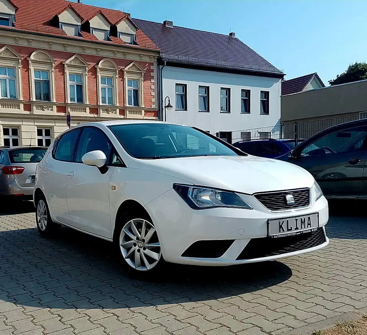 SEAT Ibiza Ibiza  5-Türer 1.2 *Klimaautomatik*Tempomat* Weiß - 1