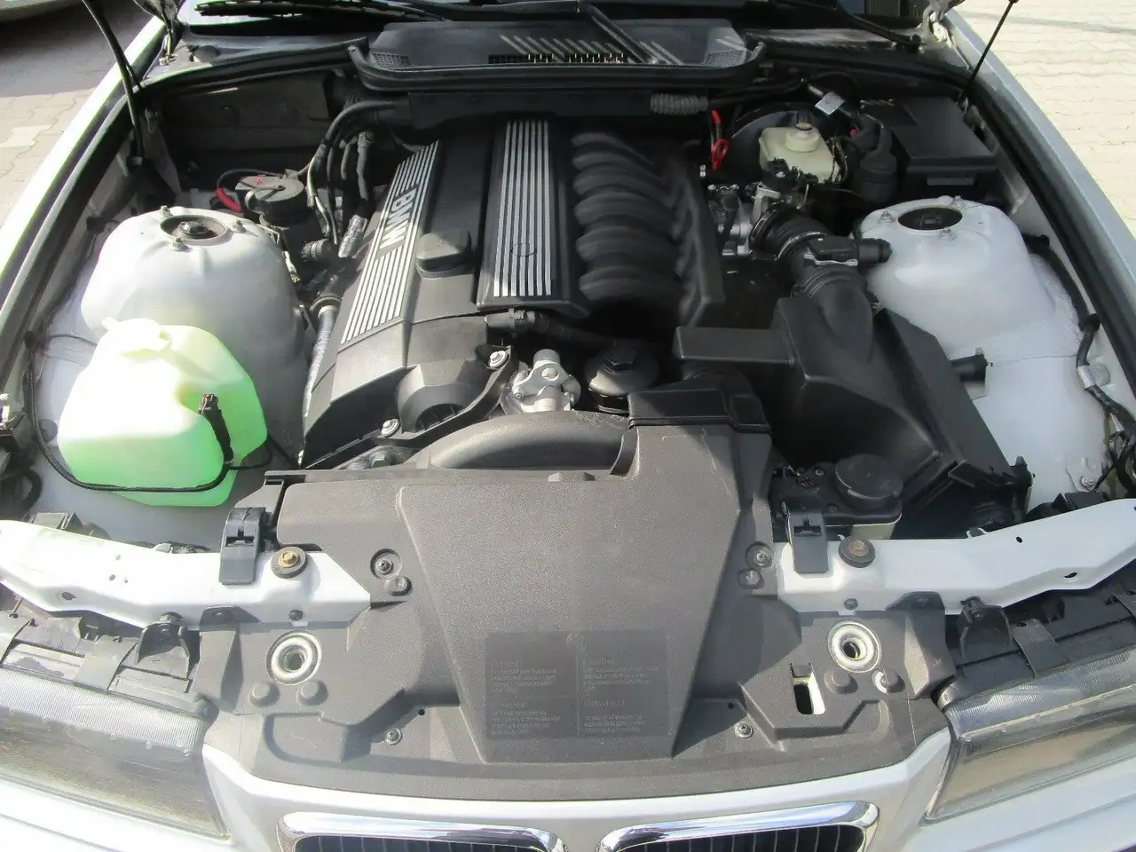 BMW 320 i Cabrio Exclusiv Edition,1.Hand,Leder, foto 6