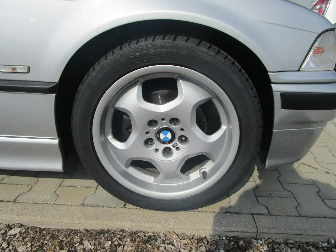 BMW 320 i Cabrio Exclusiv Edition,1.Hand,Leder, foto 4
