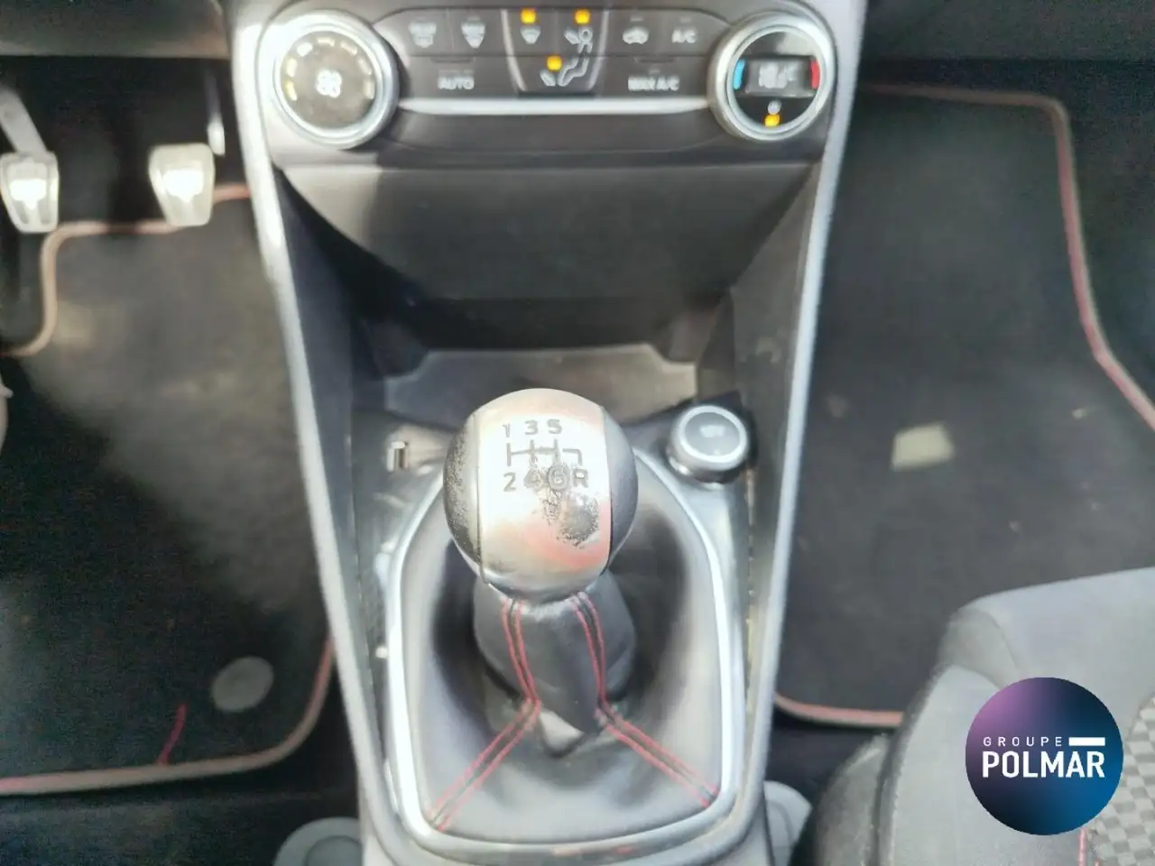 Ford Fiesta 5 portes — photo 14