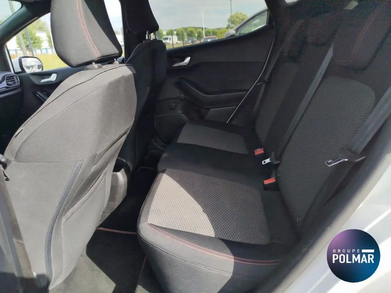 Ford Fiesta 5 portes — photo 12