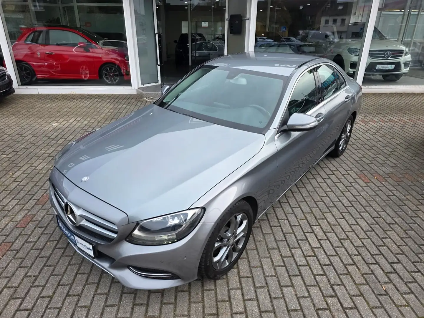 Mercedes-Benz C 180 CGI*Navi*Park-Paket inkl.akt. Park-Assist* Silber - 2