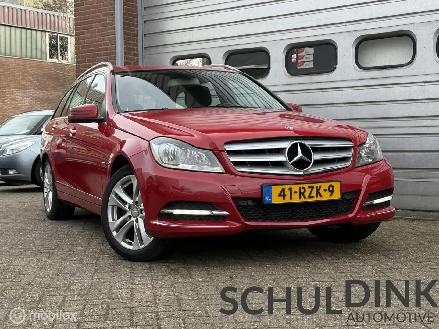 Mercedes-Benz C 180 Estate Avantgarde TREKHAAK|CRUISE CONTROLE Rot - 1