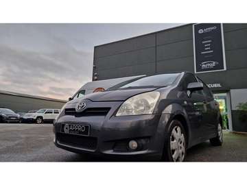 Corolla Verso 136 D-4D 7pl   BREAK Linea Sol PHASE 2