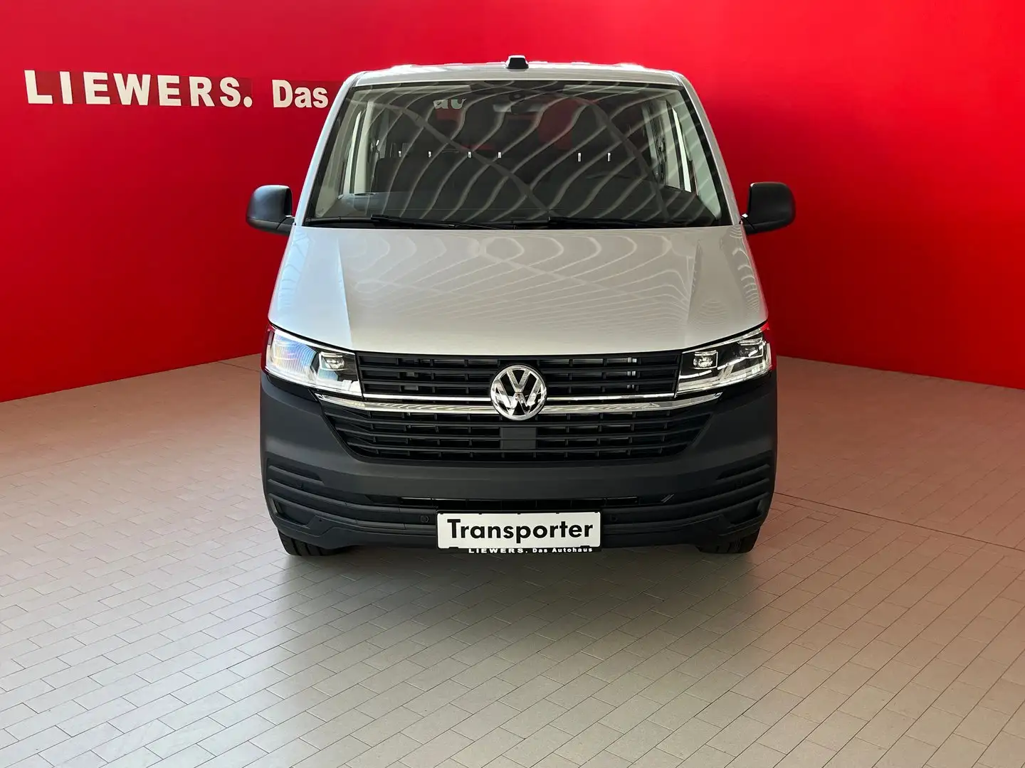 Volkswagen T6.1 Transporter Kombi LR TDI Argent - 2