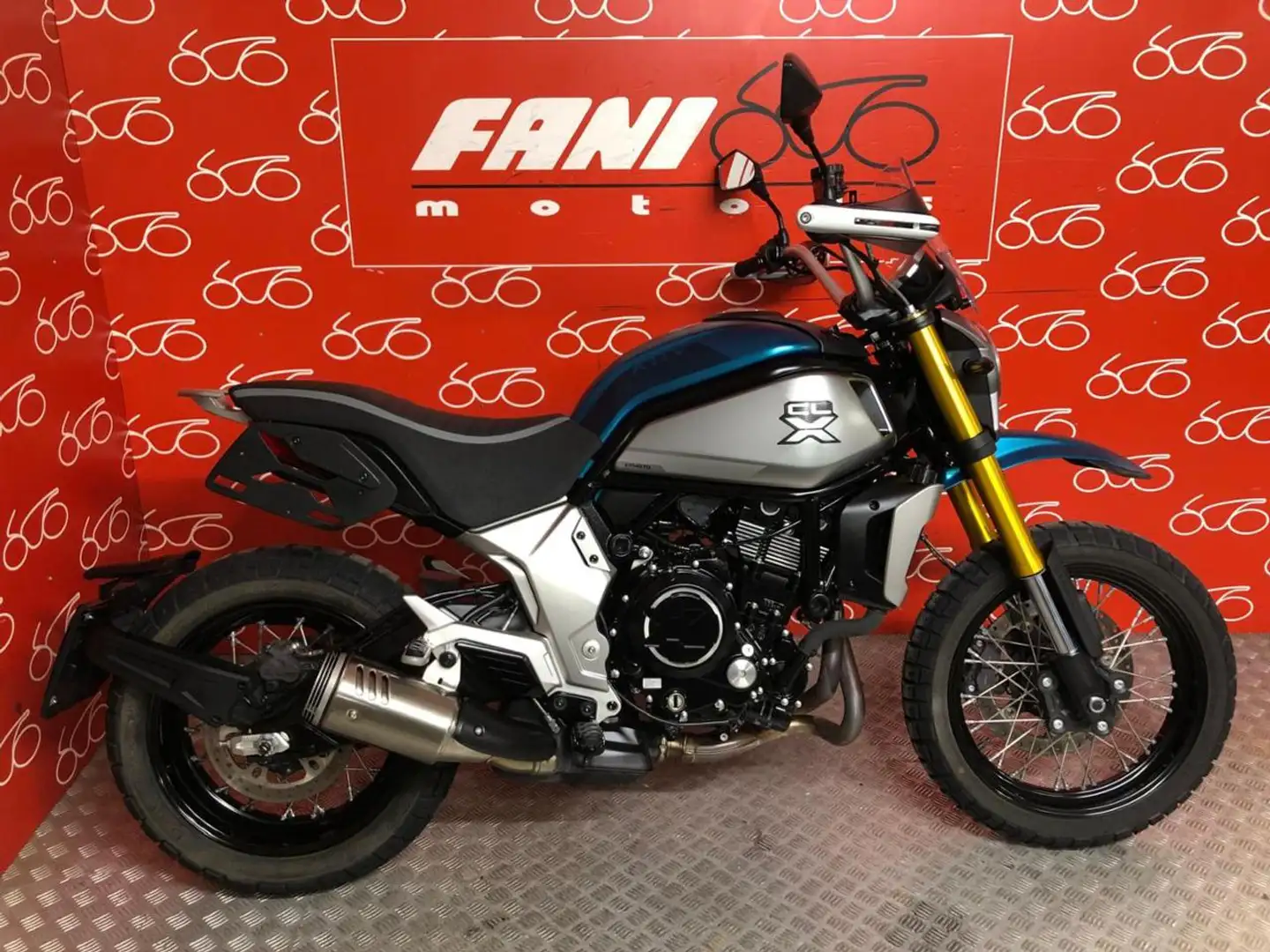 CFMOTO 700 CL-X . Blu/Azzurro - 1