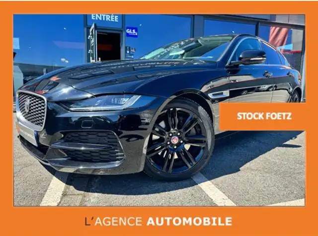 Jaguar XE XE P250 Aut. SE / JUSQU'A 48 MOIS DE GARANTIE
