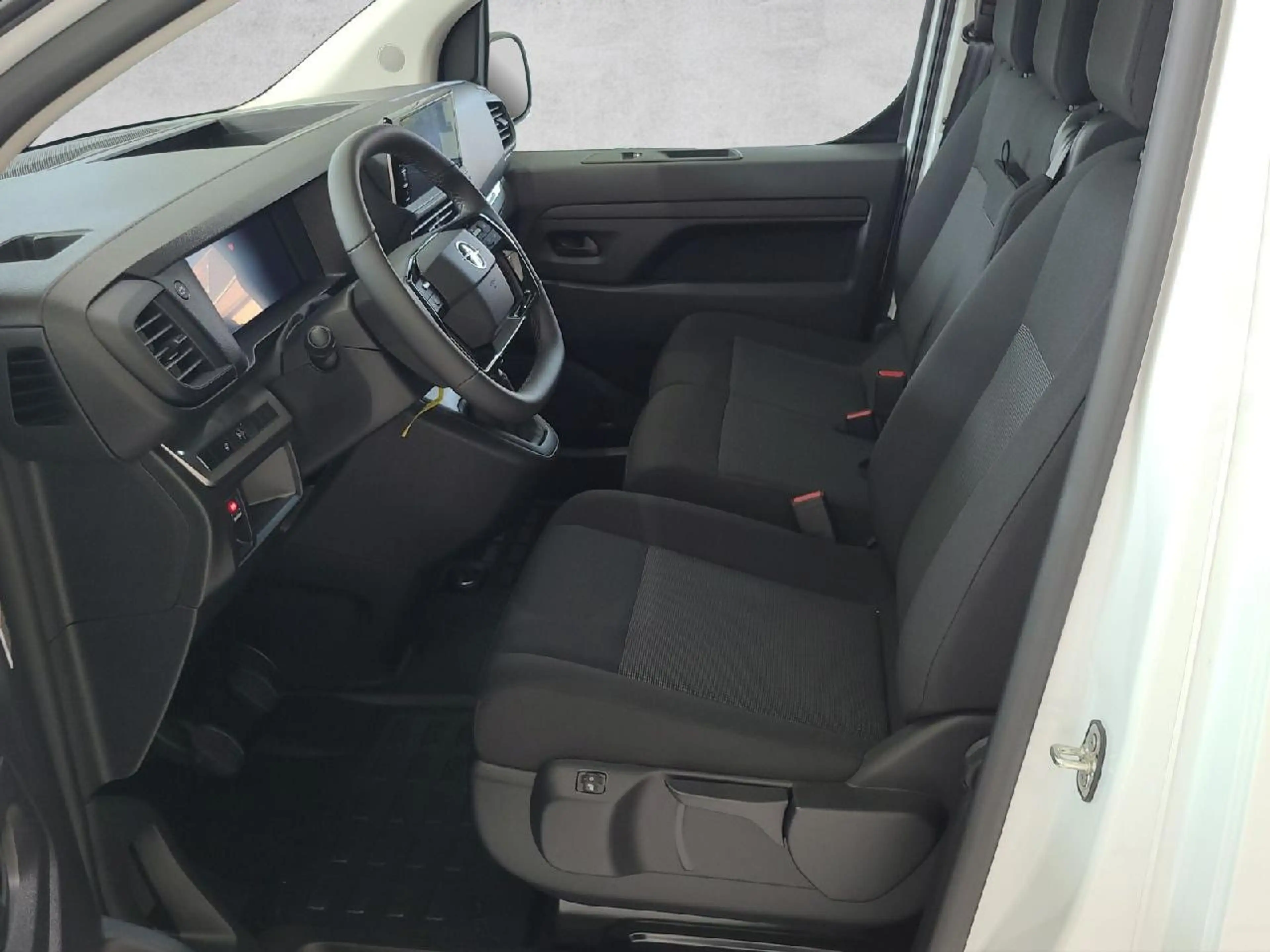 Opel Vivaro Cargo M 120 PS Diesel *LED/SHZ/KAMERA* — photo 9