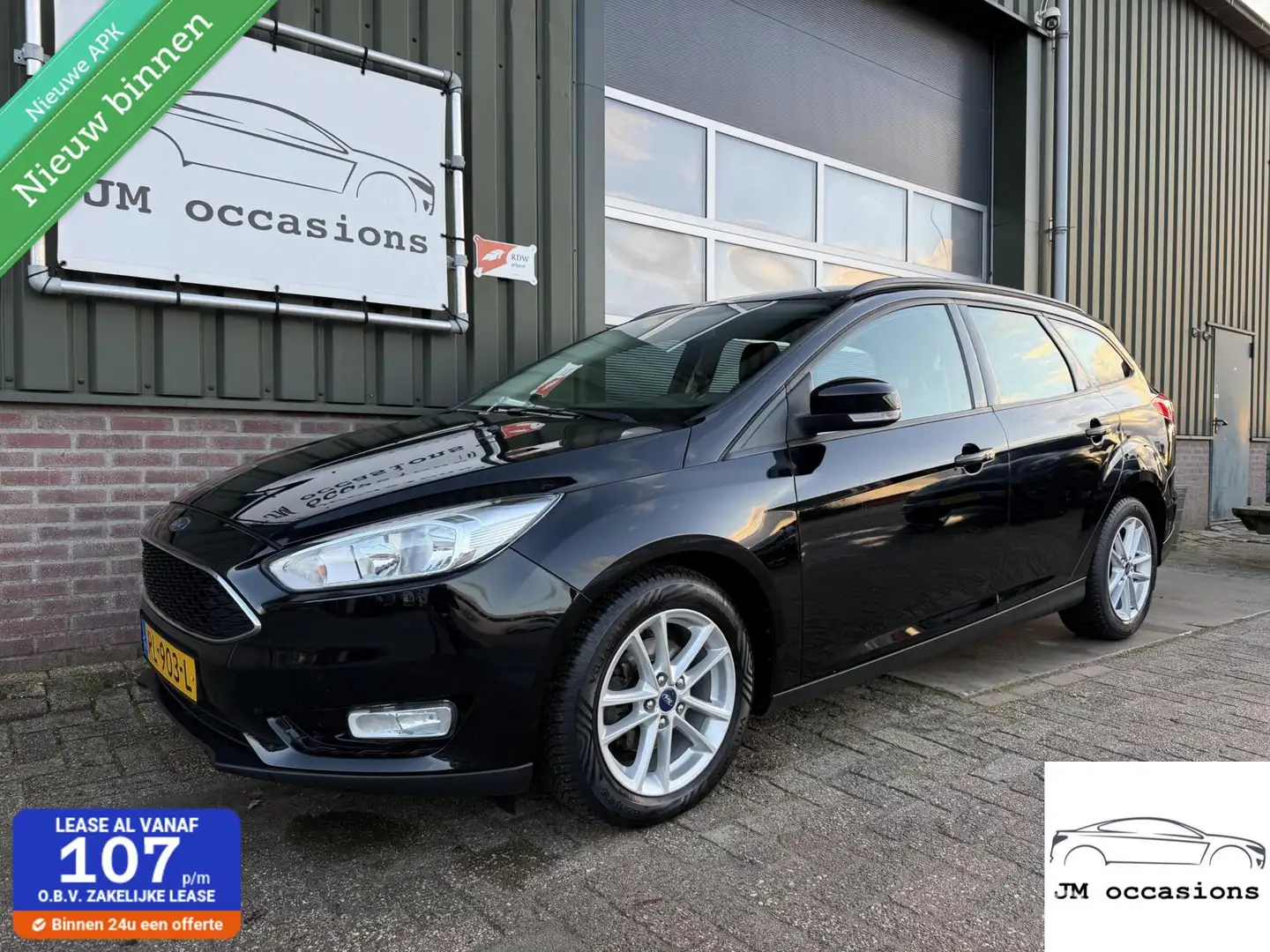Ford Focus Wagon 1.0 Trend|Airco|Navi|Cruise|Bleutooth|PDC| Zwart - 1