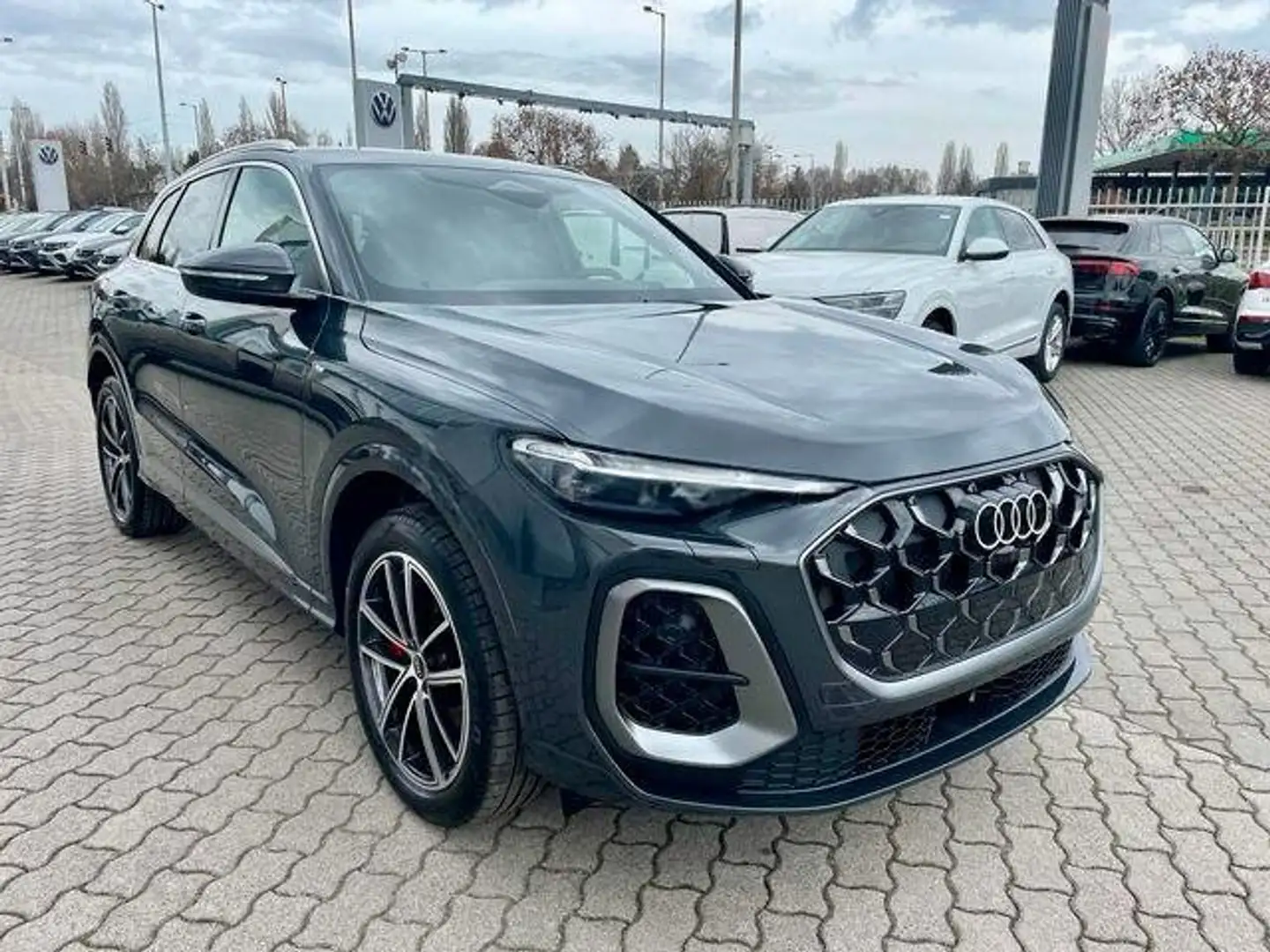 Audi Q5 2.0 tdi mhev quattro S line edition  204cv Grau - 1