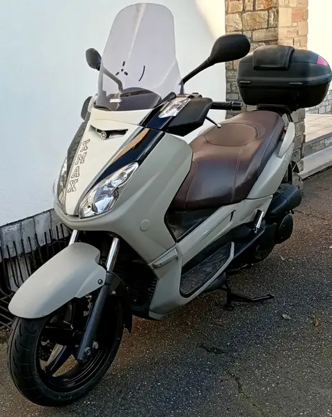 Yamaha XMAX 250 - foto 4